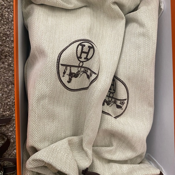 Etoupe Hermes Santorini sandals in Epsom leather Brand new! Size 36. - Picture 3 of 4